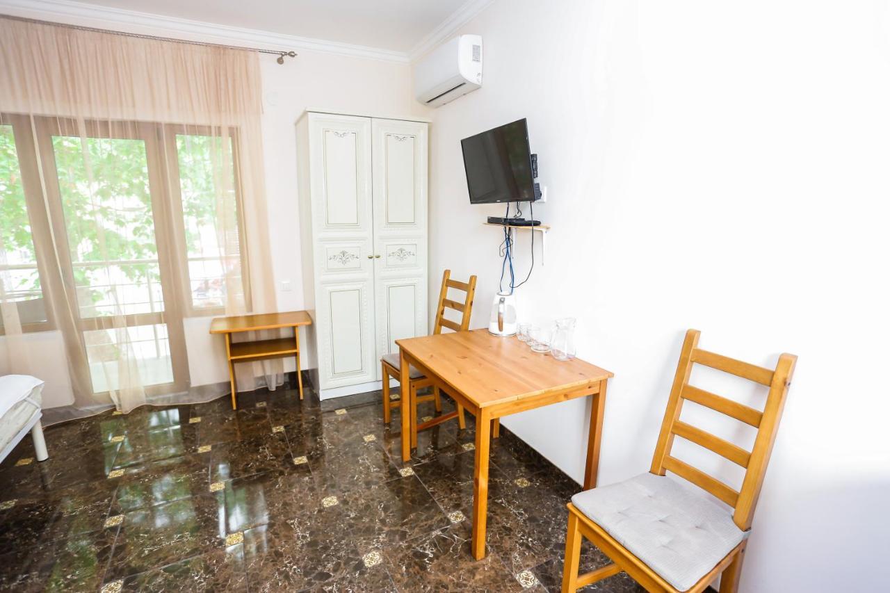 Hotel Sabina Gagra Luaran gambar